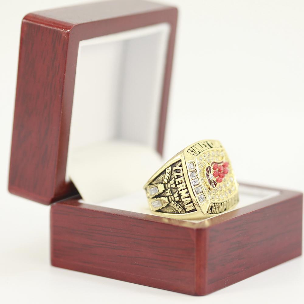 Detroit Red Wings Stanley Cup Ring (1998)