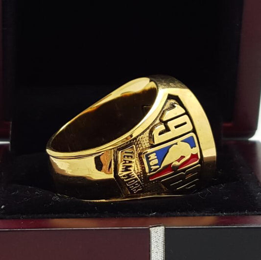 Los Angeles Lakers NBA Championship Ring (1980)