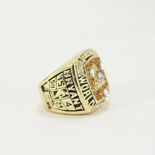 Los Angeles Lakers NBA Championship Ring (2002) - Kobe Bryant