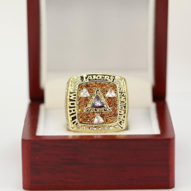Los Angeles Lakers NBA Championship Ring (2002) - Kobe Bryant