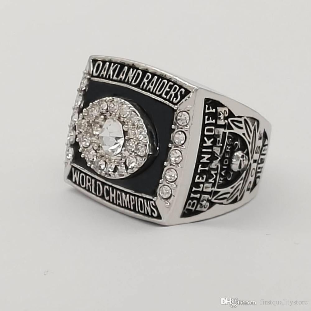 Las Vegas Raiders NFL Championship Ring (1976)
