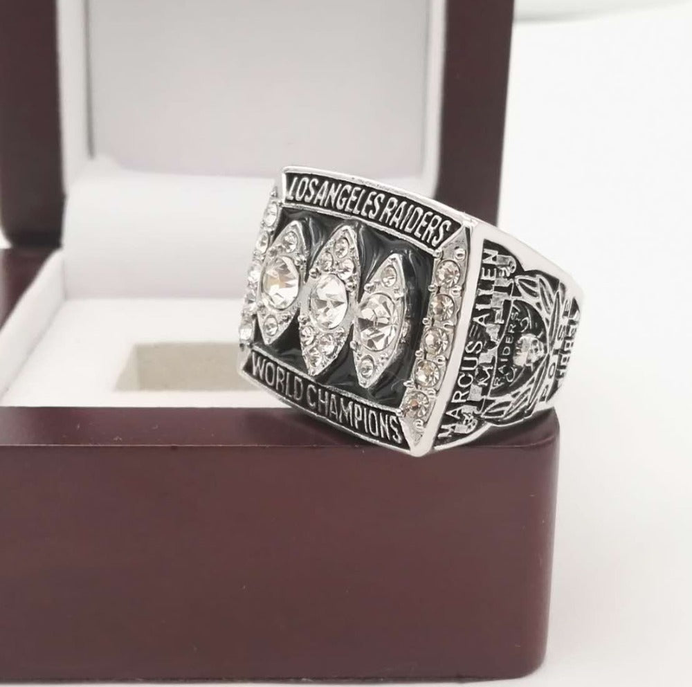 Las Vegas Raiders NFL Championship Ring (1983)