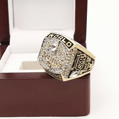 Los Angeles Rams NFL Championship Ring (1999)