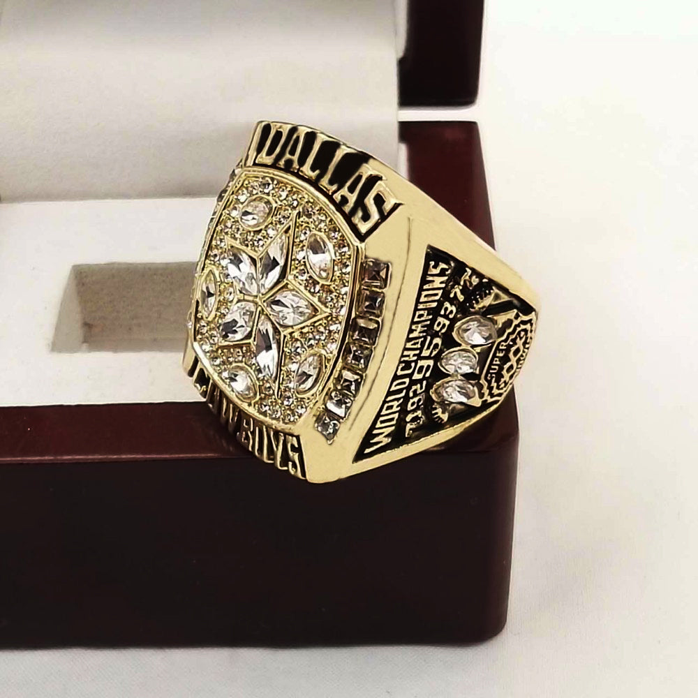 Dallas Cowboys NFL Championship Ring (1995)