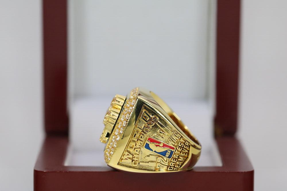 Chicago Bulls NBA Championship Ring (1996) - Premium Series