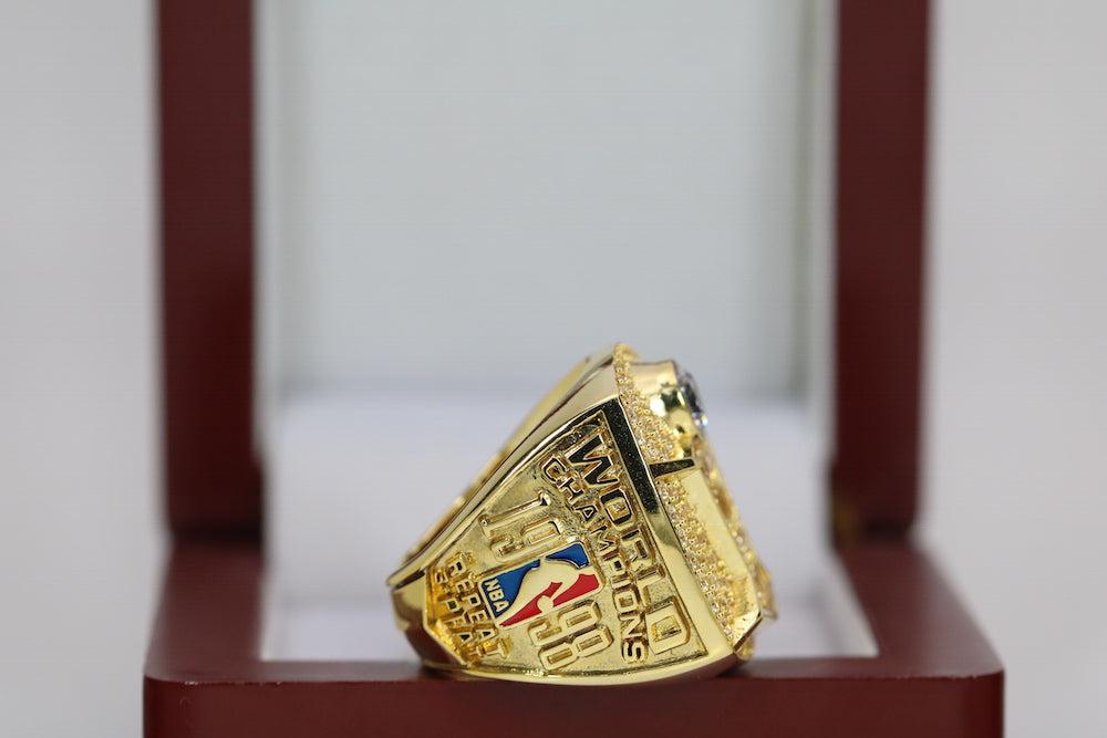Chicago Bulls NBA Championship Ring (1998) - Premium Series