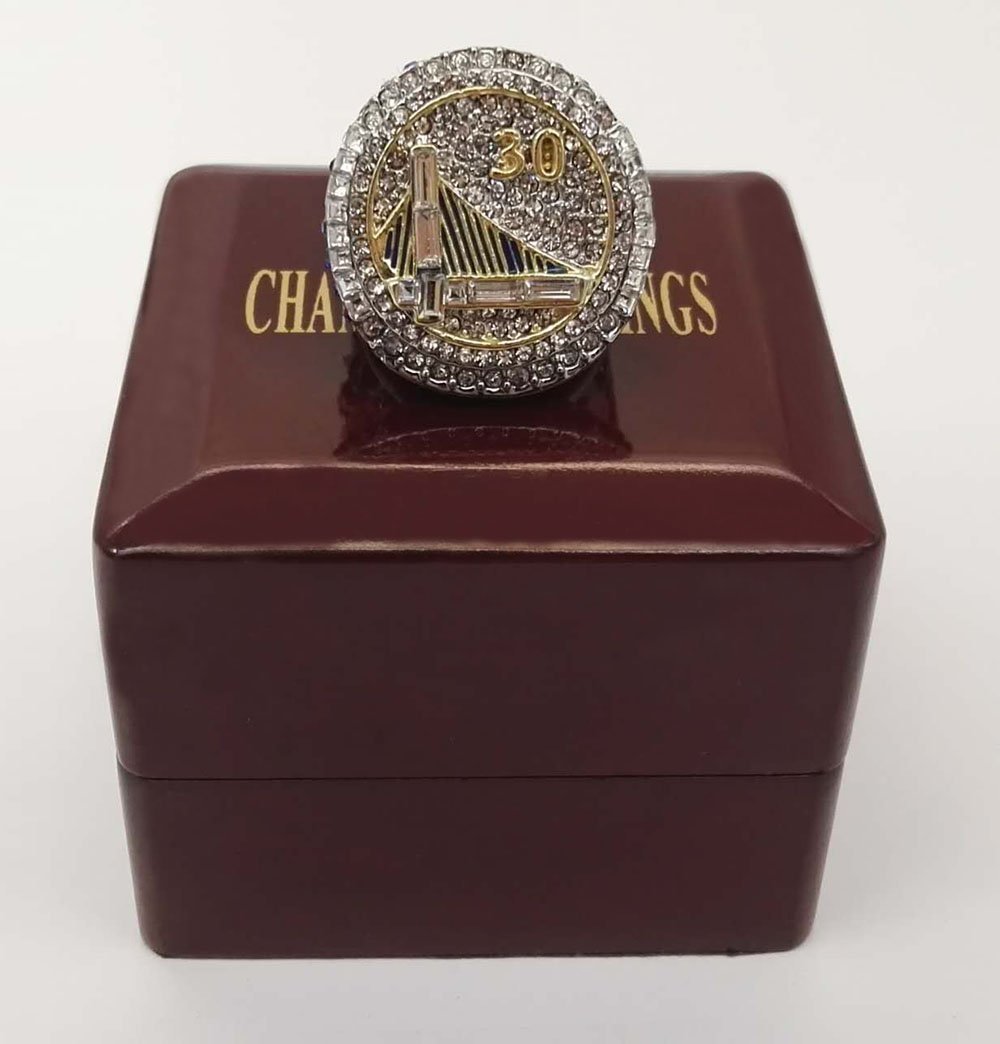 Golden State Warriors NBA Championship Ring (2015)
