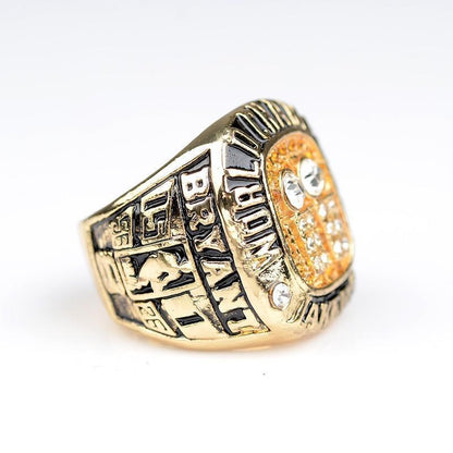 Los Angeles Lakers NBA Championship Ring (2001) - Kobe Bryant