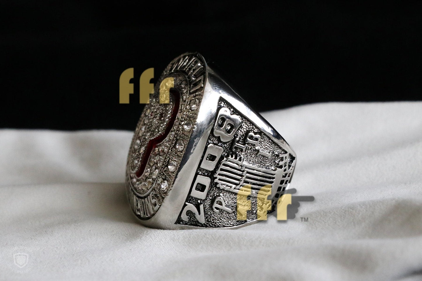 Philadelphia Phillies World Series Ring (2008) - Manuel