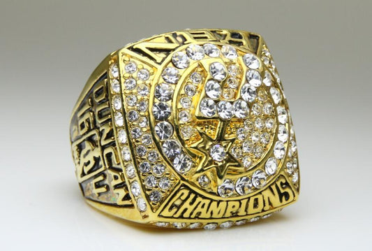 San Antonio Spurs NBA Championship Ring (2007) - Tim Duncan