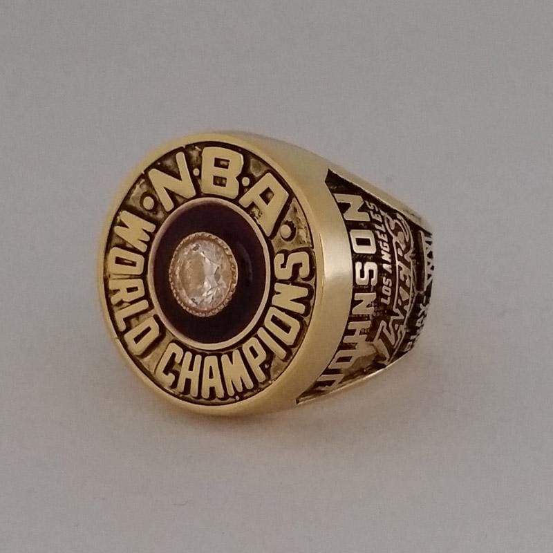 Los Angeles Lakers NBA Championship Ring (1982) - Premium Series