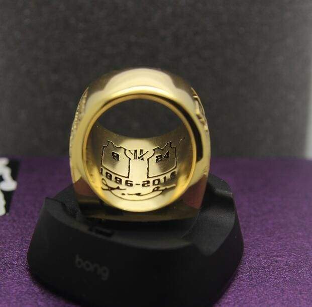 Los Angeles Lakers NBA Championship Ring (2001) - Premium Series